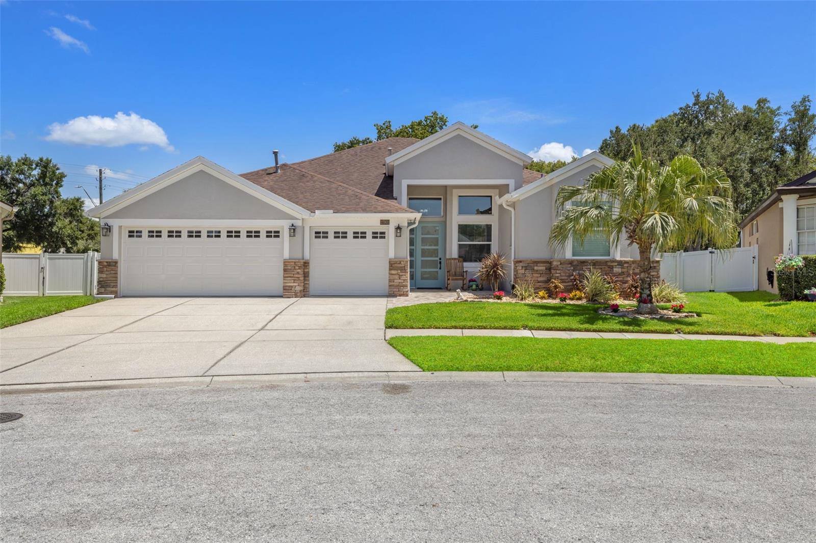 27901 Summer Place Dr Property Photo 3