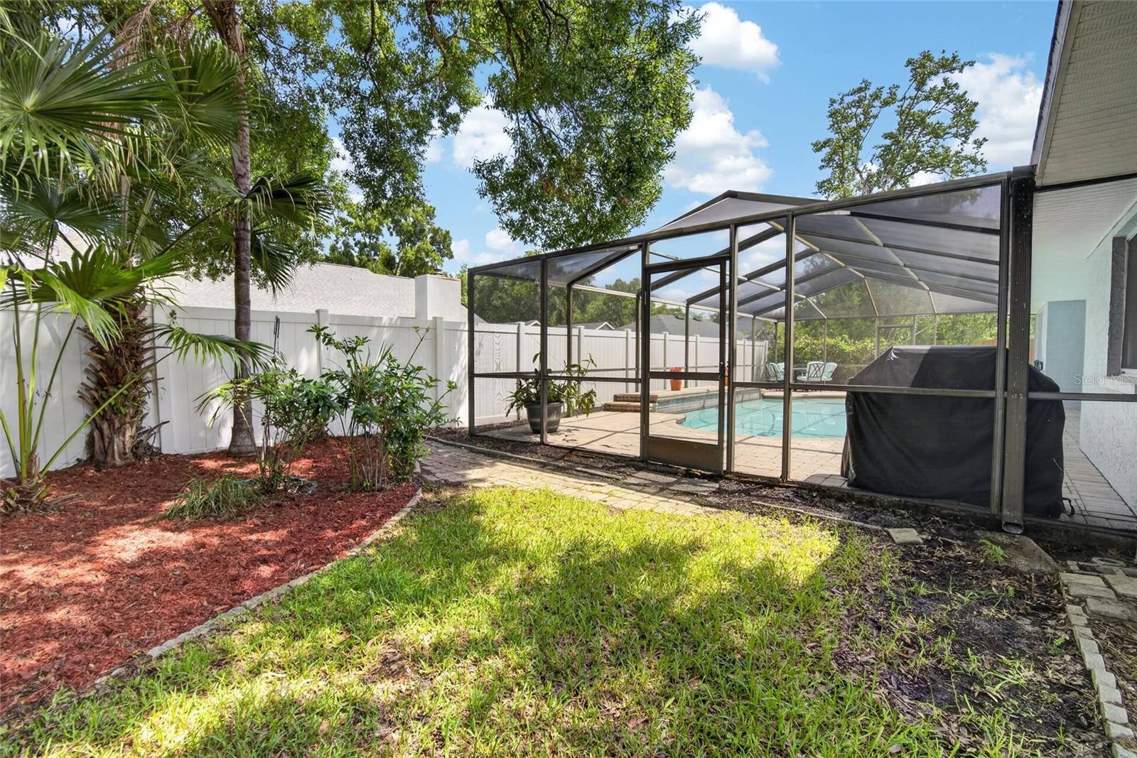 15112 Roundup Dr Property Photo 34