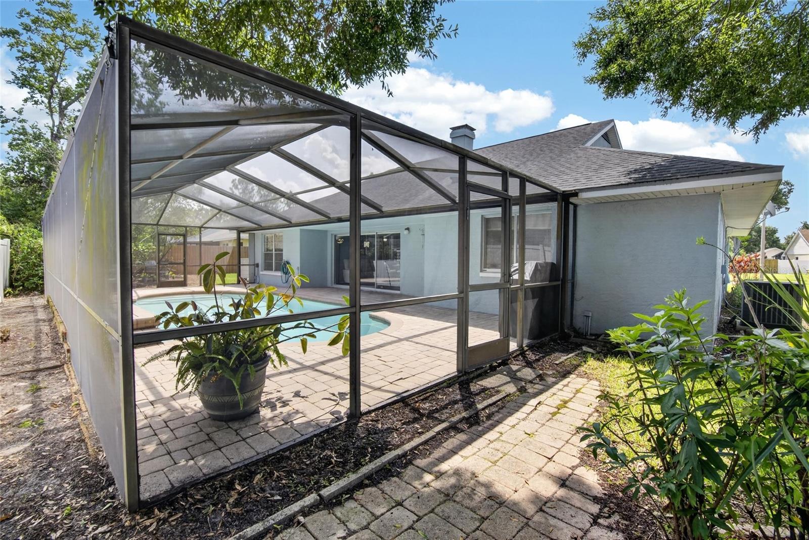 15112 Roundup Dr Property Photo 35