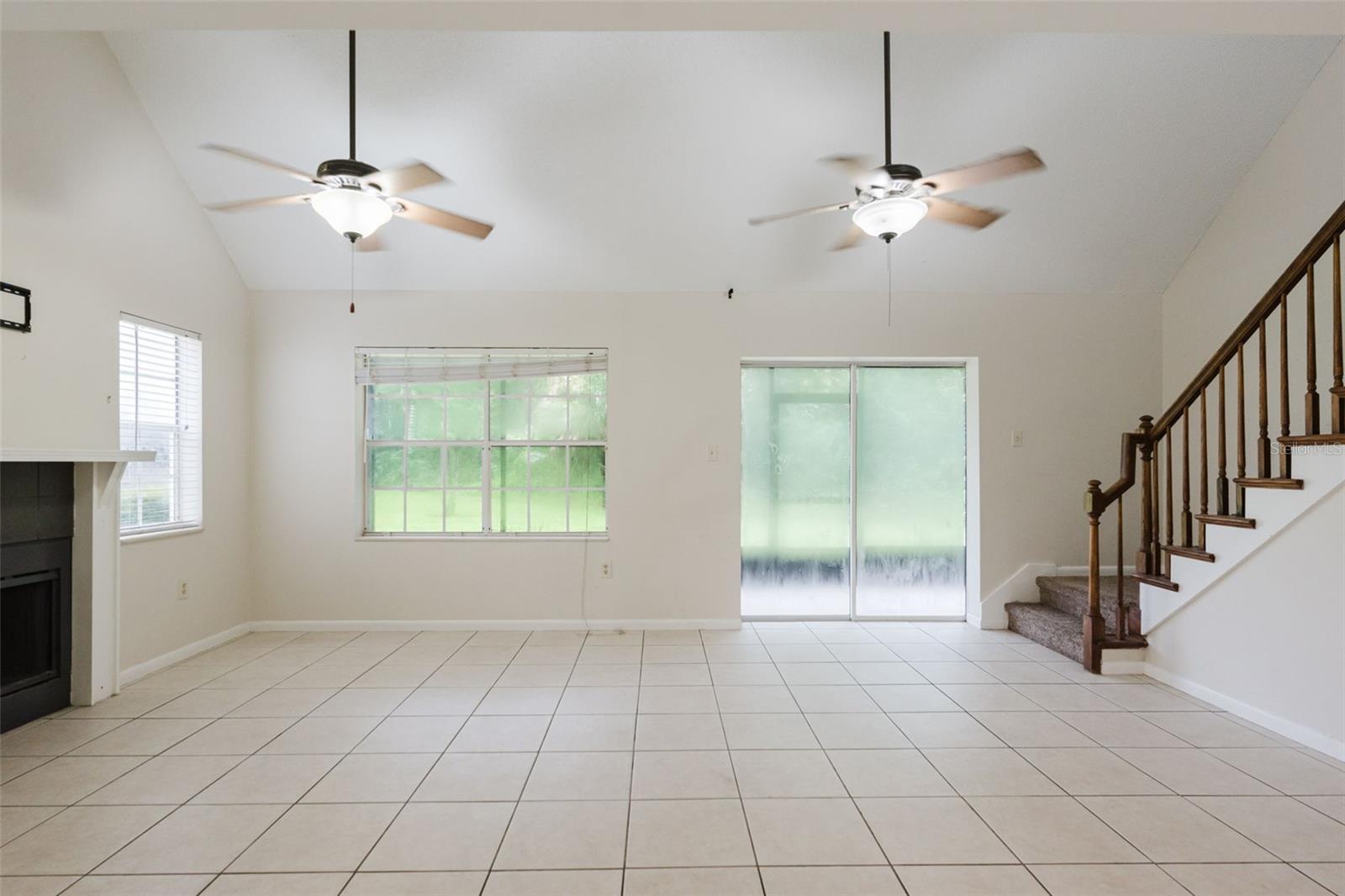 3614 Pine Knot Dr #3614 Property Photo 6