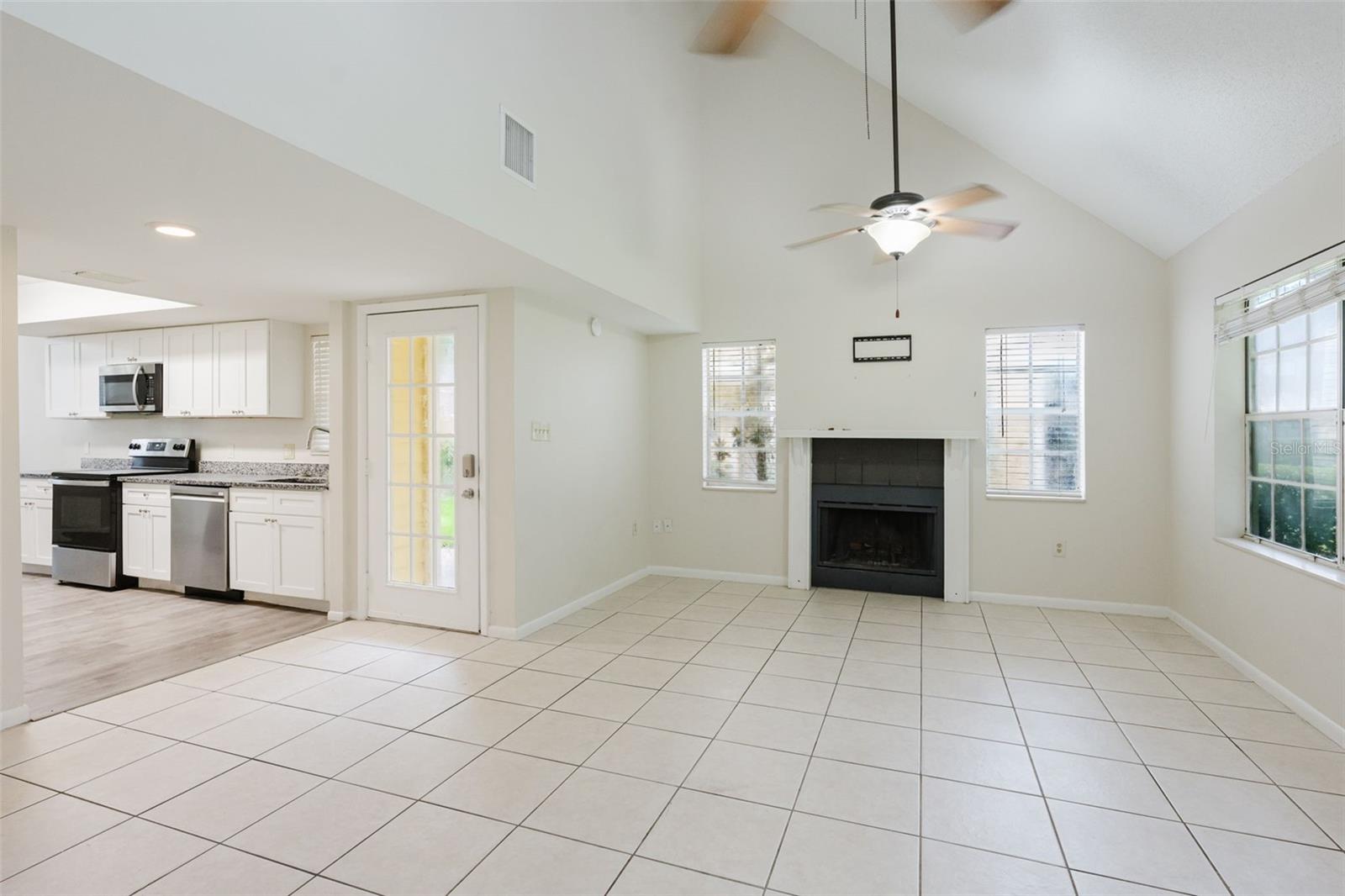 3614 Pine Knot Dr #3614 Property Photo 12