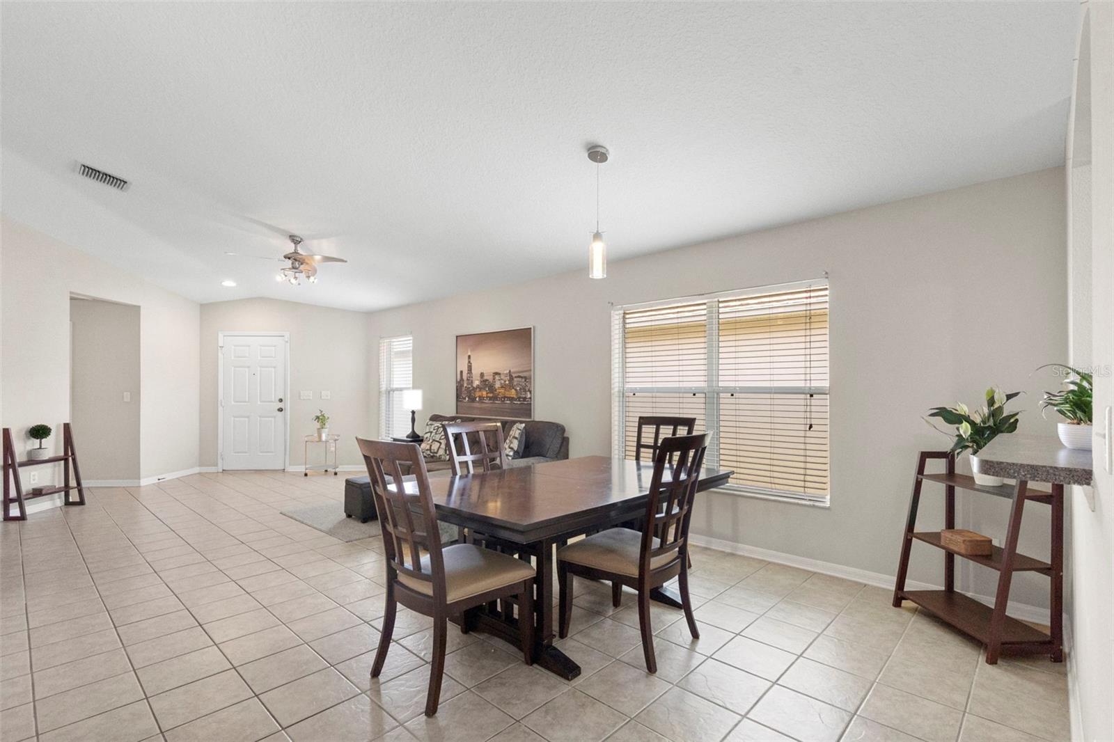 10109 Landport Way Property Photo 8