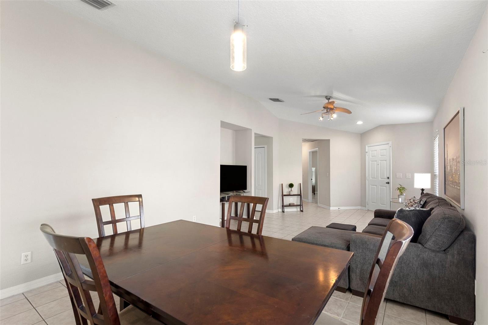 10109 Landport Way Property Photo 9