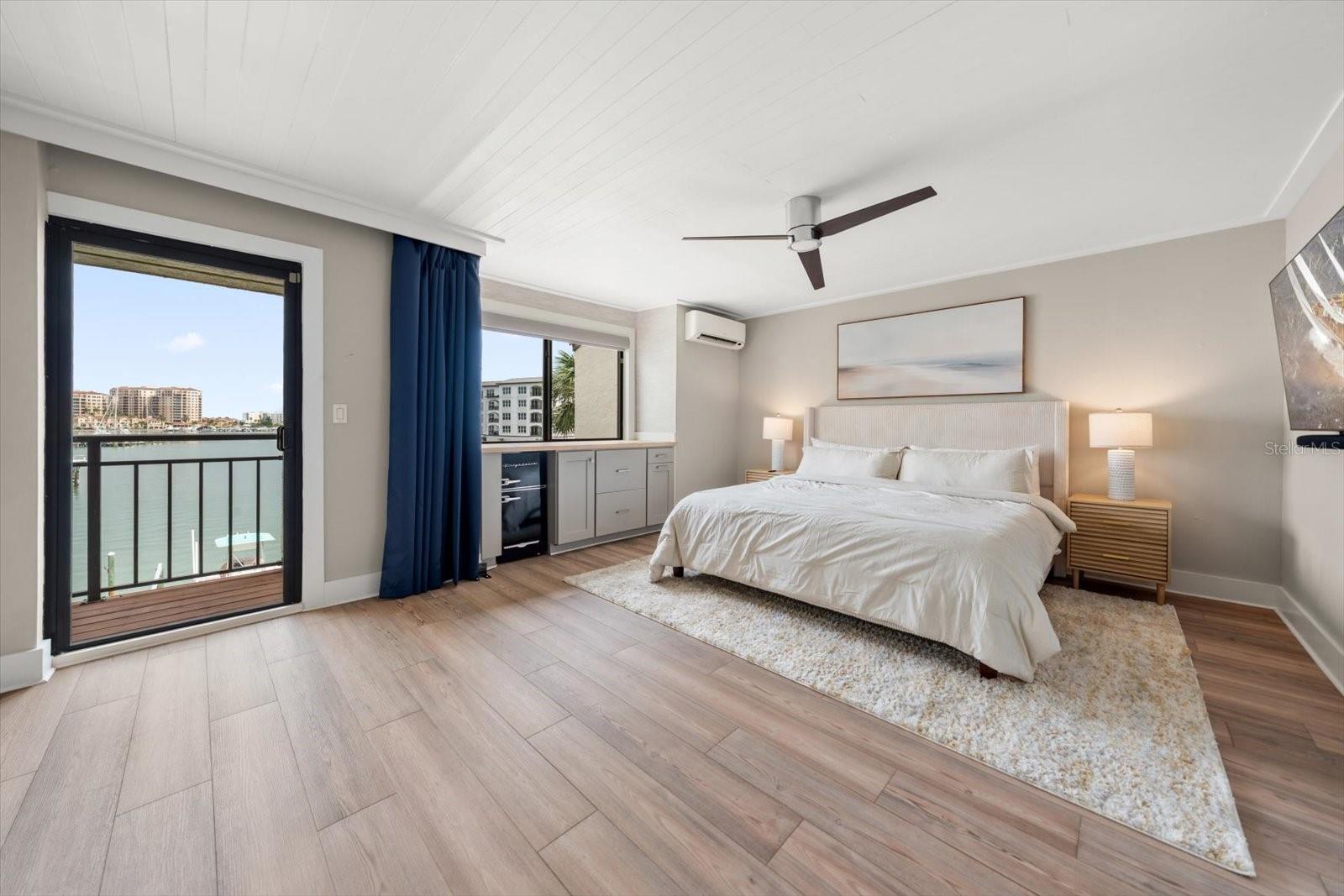240 Windward Psge #401 Property Photo 13