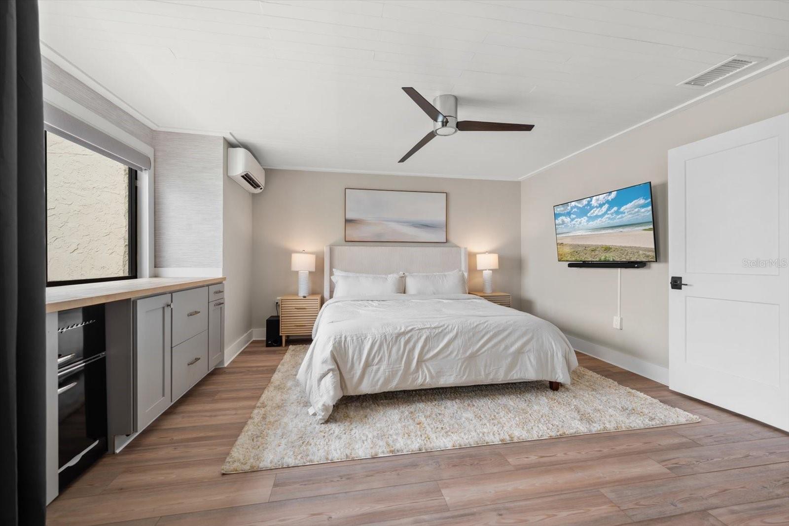 240 Windward Psge #401 Property Photo 15