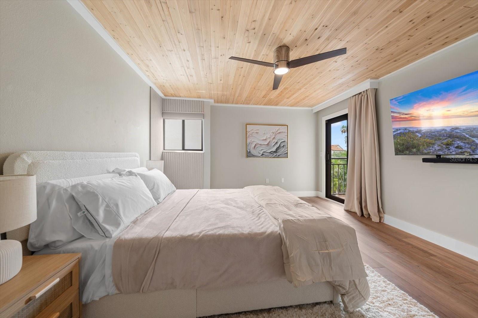 240 Windward Psge #401 Property Photo 22