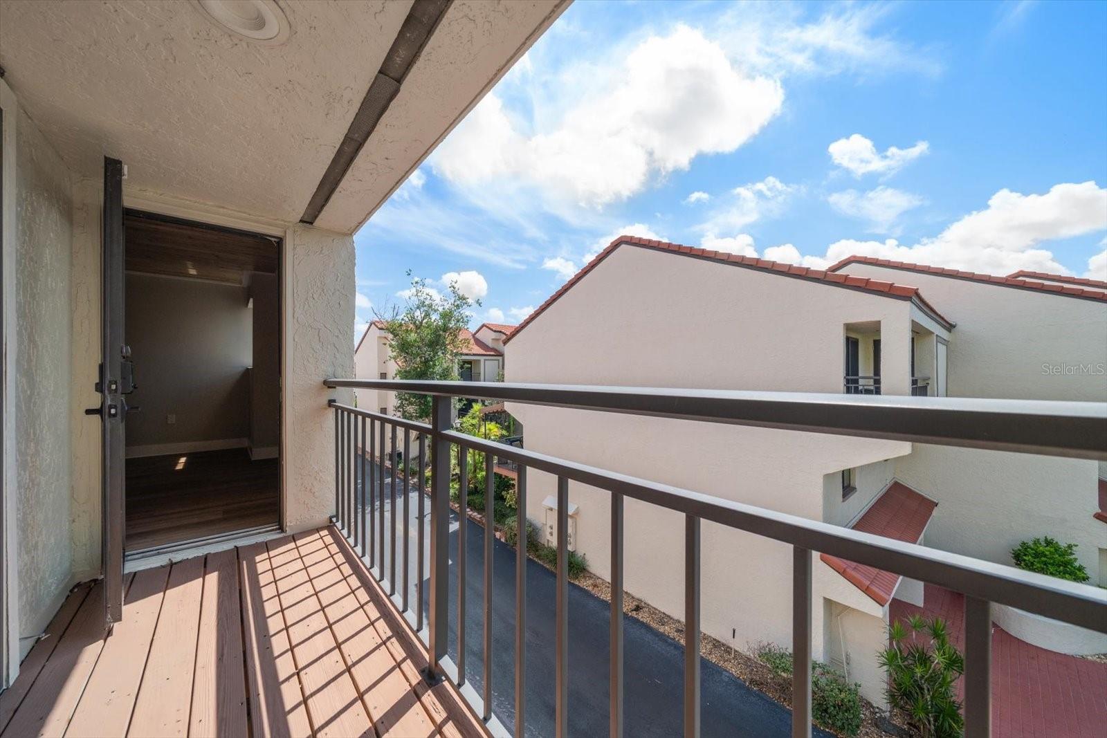 240 Windward Psge #401 Property Photo 27