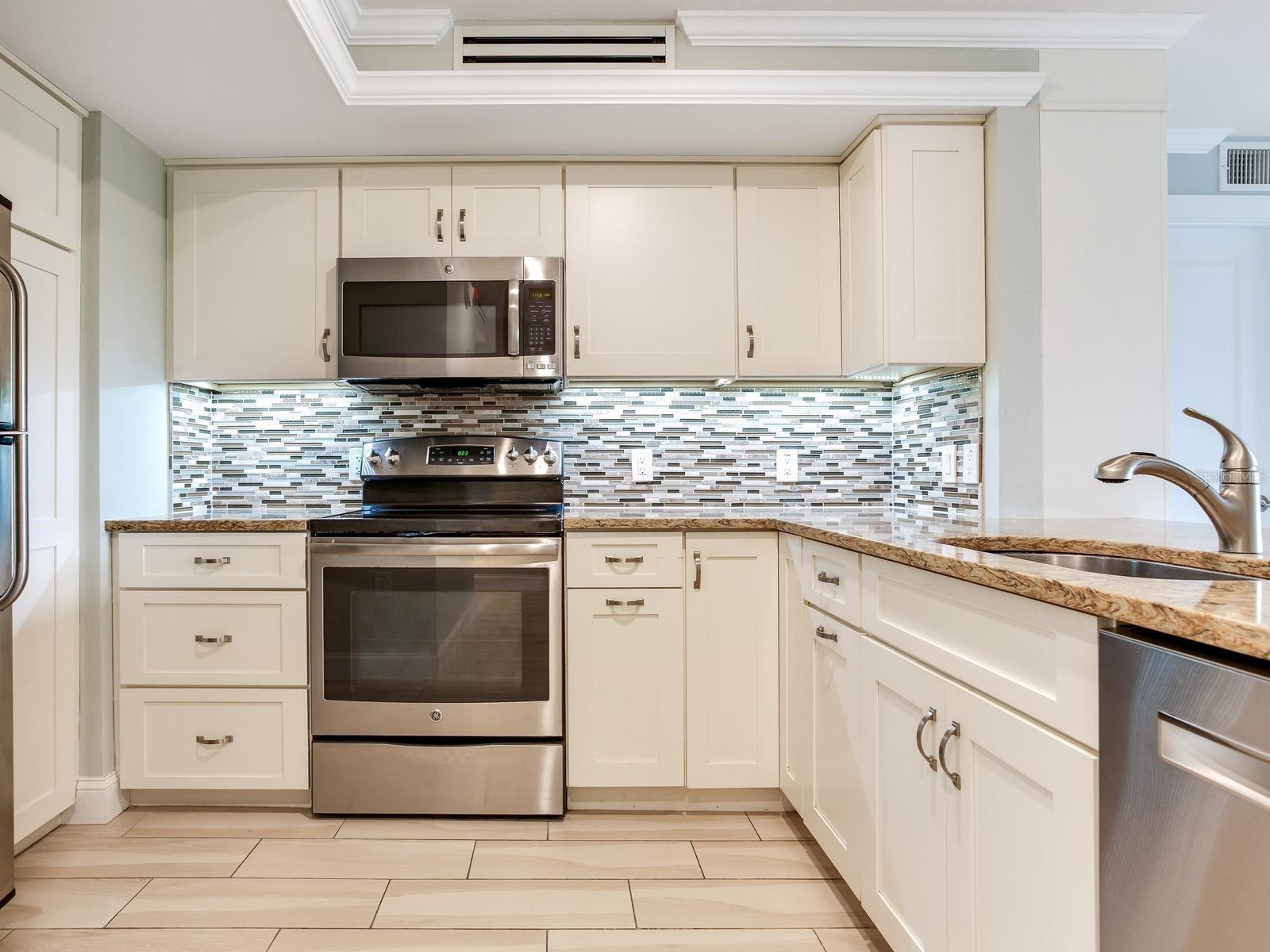 4141 Bayshore Blvd #505 Property Photo 9