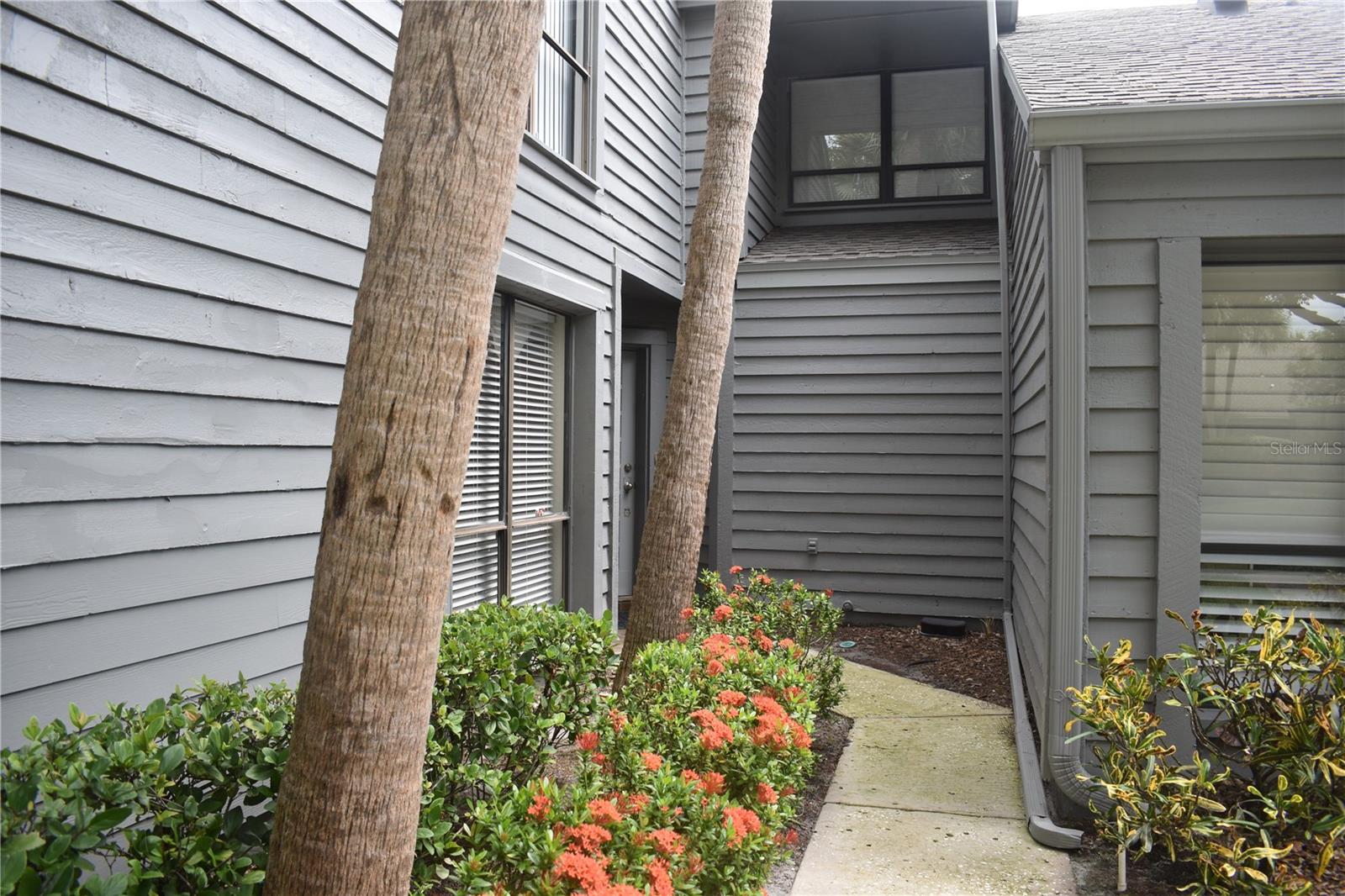 3053 Eagles Landing Cir W #3053 Property Photo 2