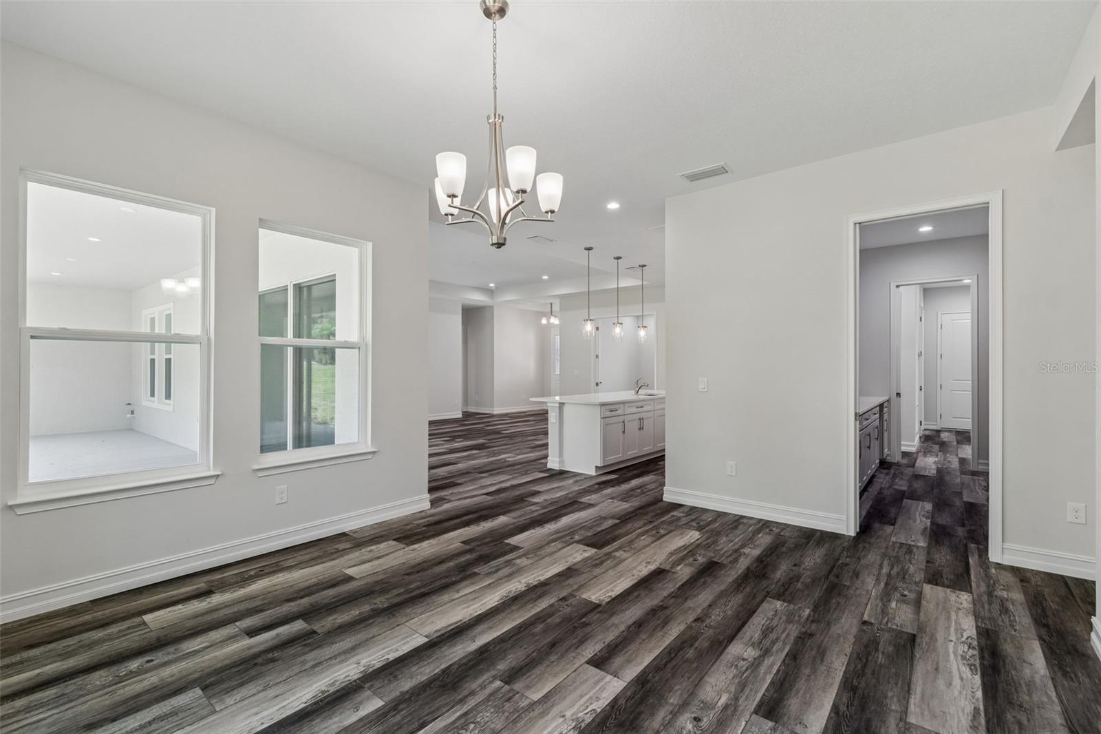 4880 Hickory Oak Dr Property Photo 18