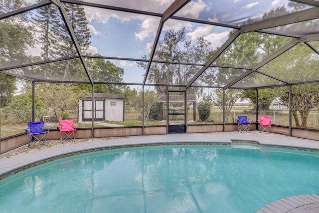 920 Lakeview Dr Property Photo 1