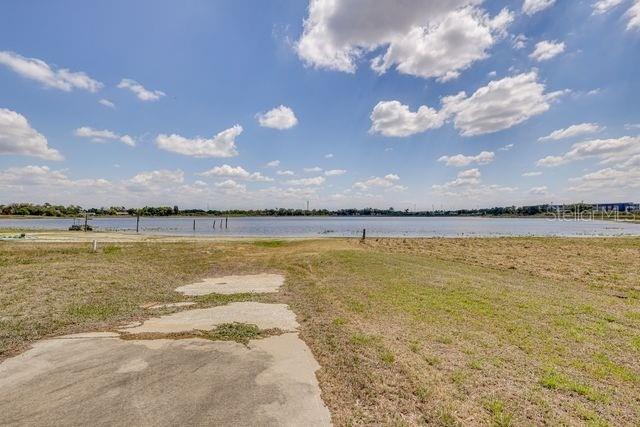 920 Lakeview Dr Property Photo 30