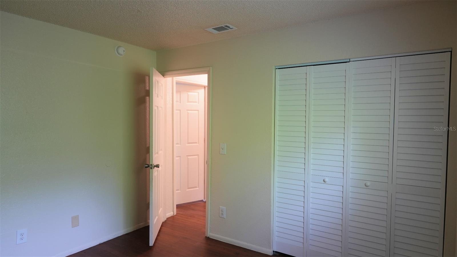 4015 76th Ave N #4025 Property Photo 12