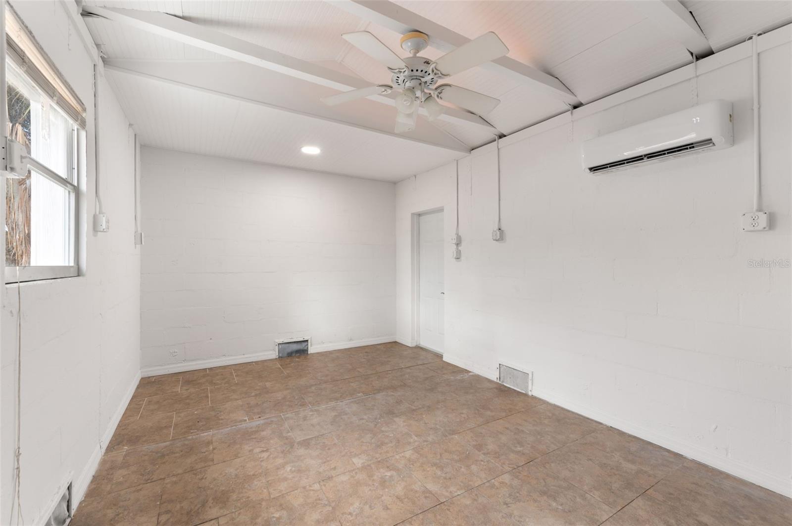 14036 Marguerite Dr Property Photo 23