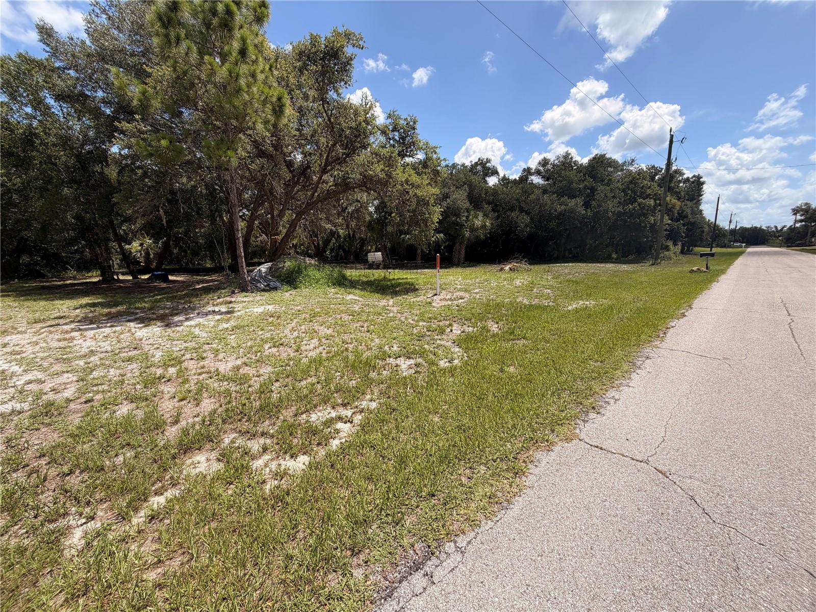 19128 Willard Ave Property Photo 3