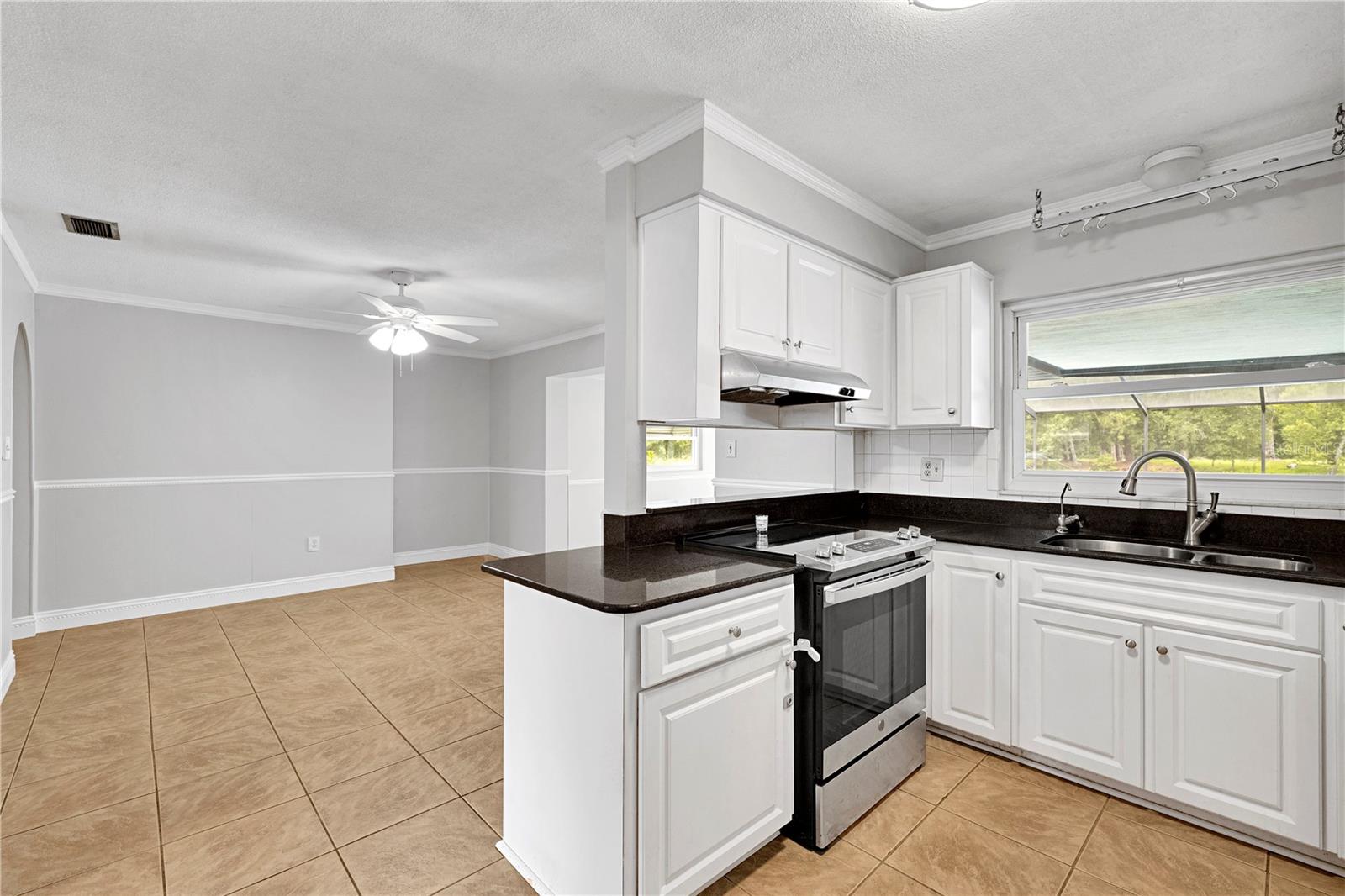 4314 Lark Dr Property Photo 11