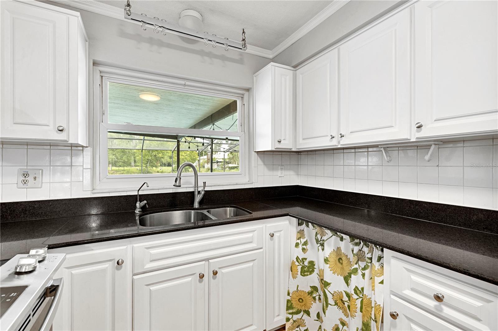 4314 Lark Dr Property Photo 13