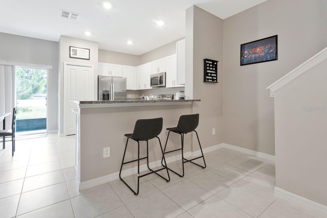 6283 Shiner St Property Photo 6