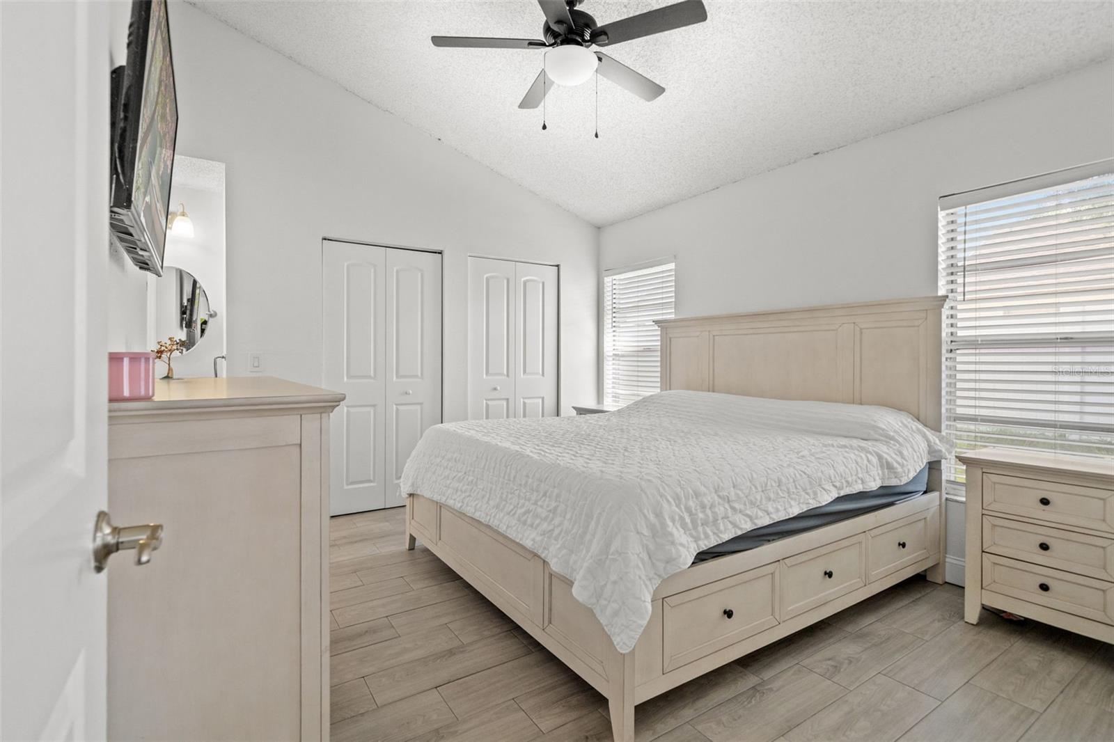 12714 Trowbridge Ln Property Photo 11