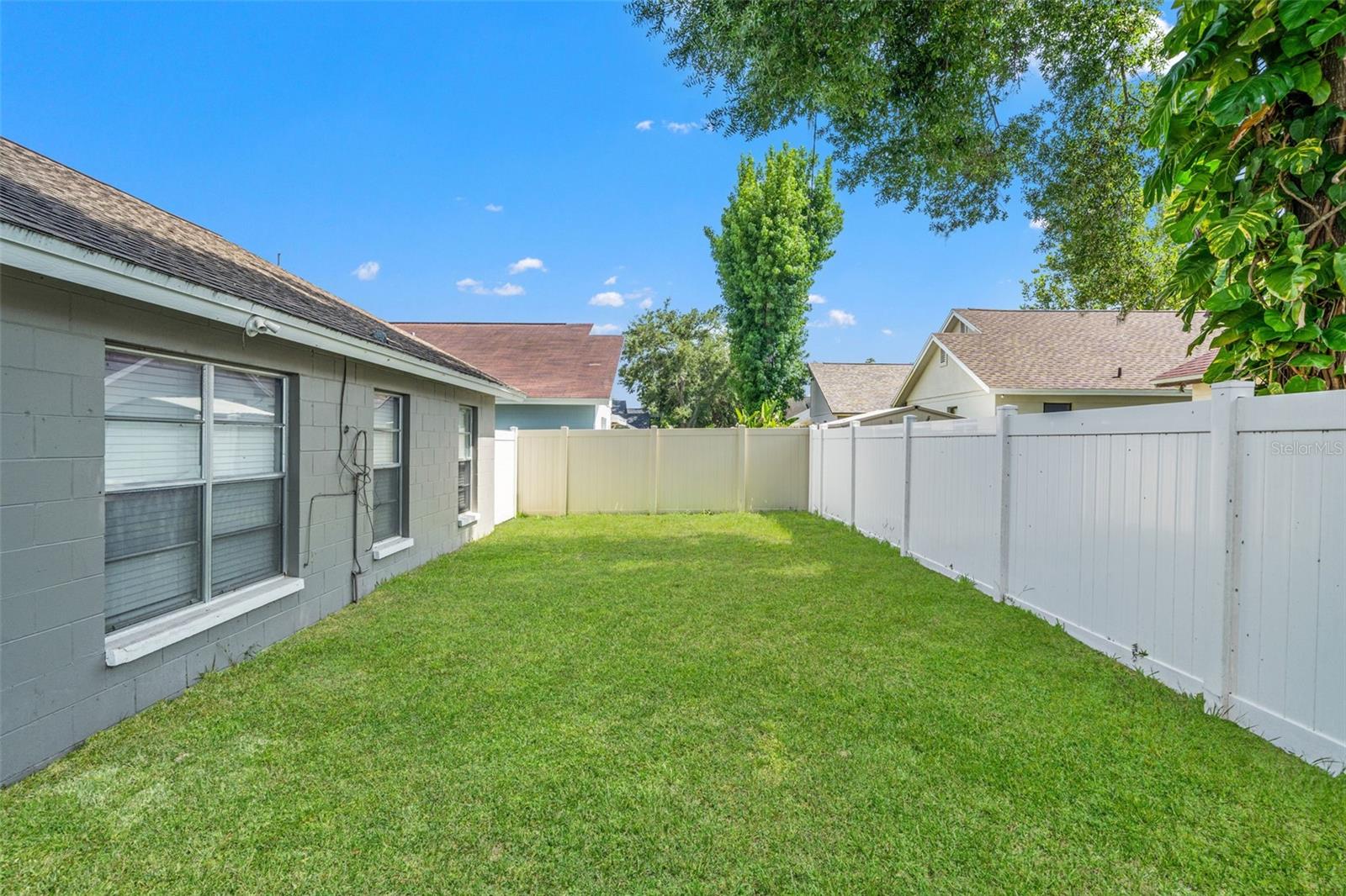 12714 Trowbridge Ln Property Photo 21