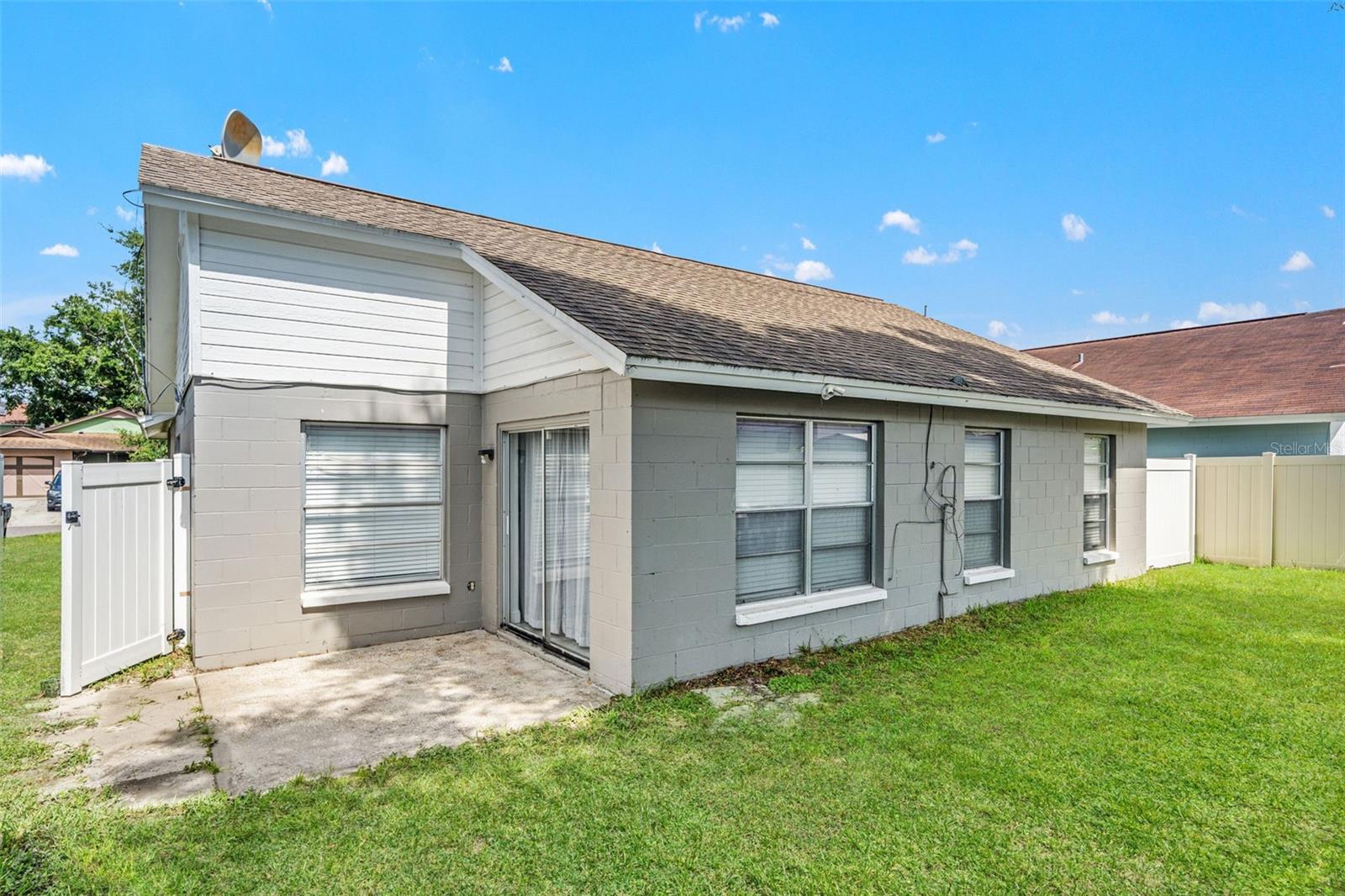 12714 Trowbridge Ln Property Photo 23