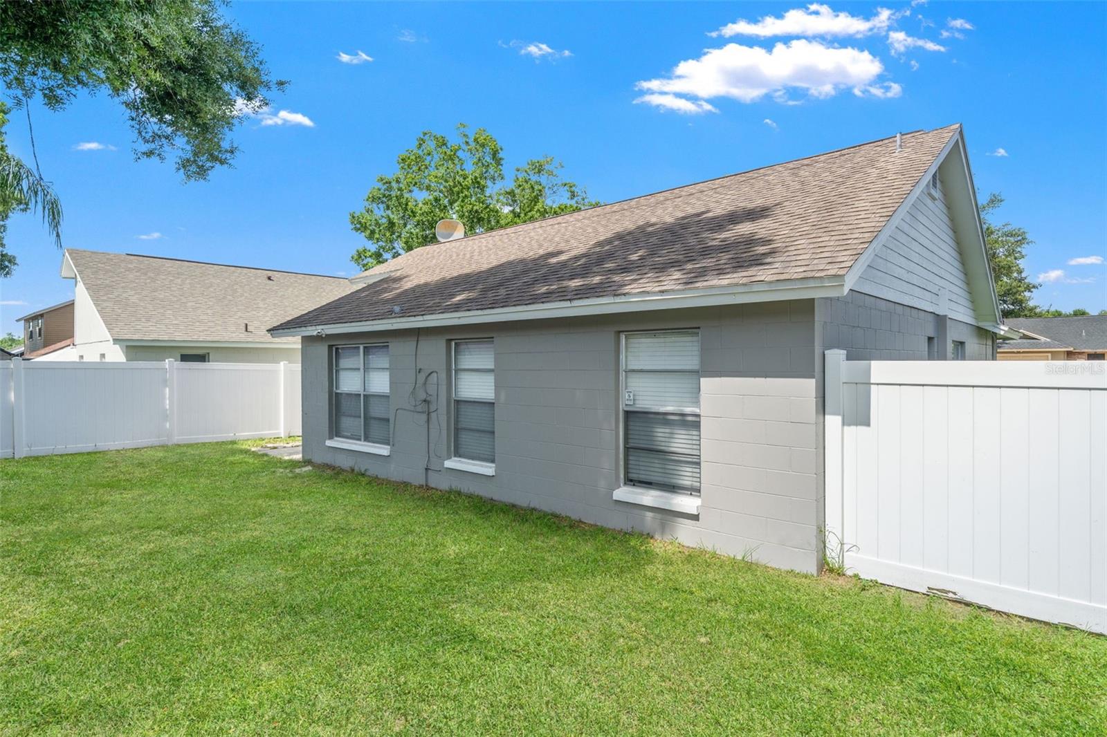 12714 Trowbridge Ln Property Photo 24