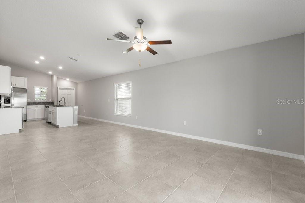 7110 Amelia Cove Ct Property Photo 8