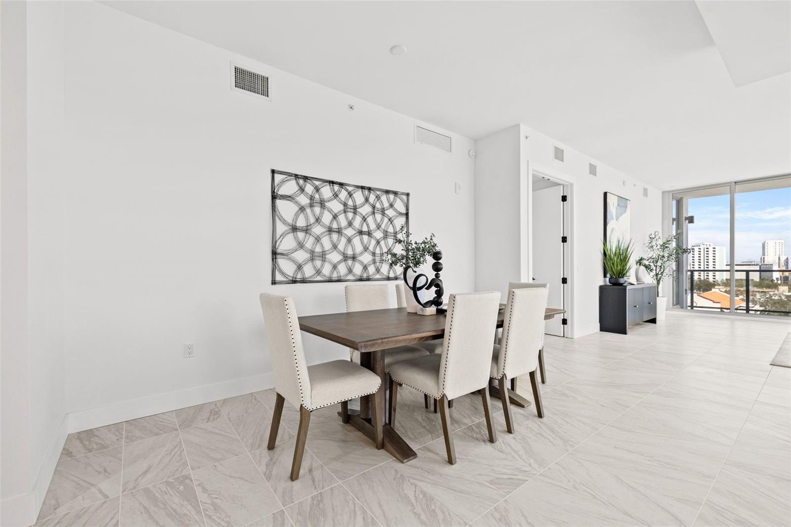 777 3rd Ave N #805 Property Photo 12
