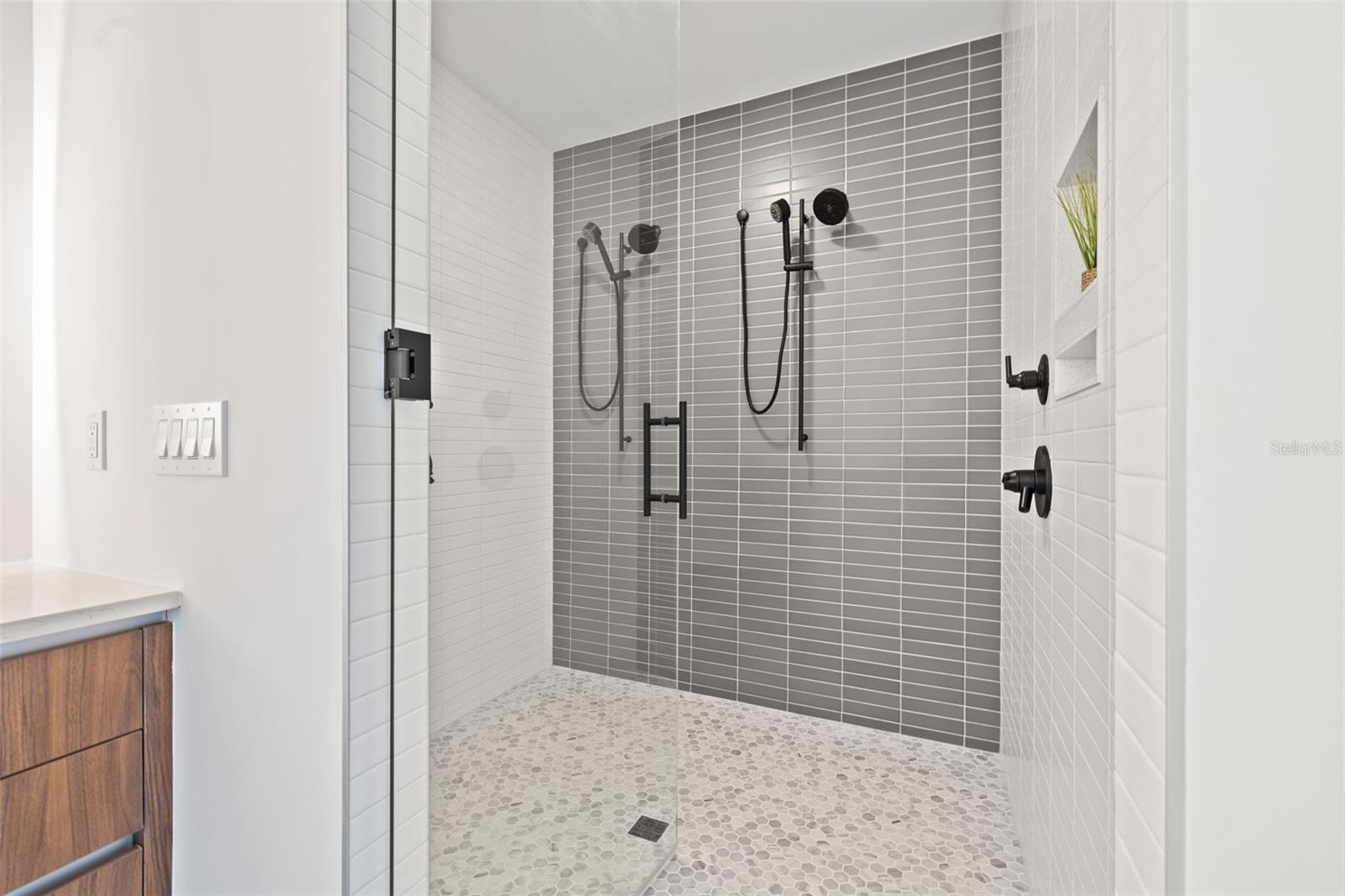 777 3rd Ave N #805 Property Photo 25