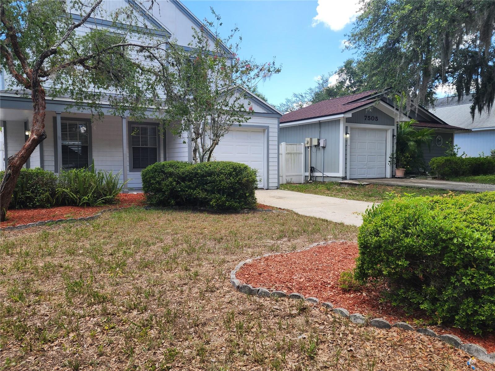 TB8529212 Property Photo 2
