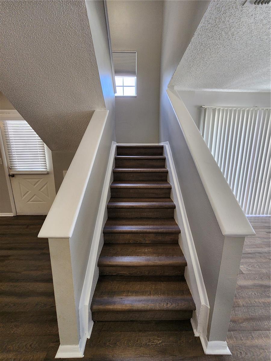 TB8529212 Property Photo 16