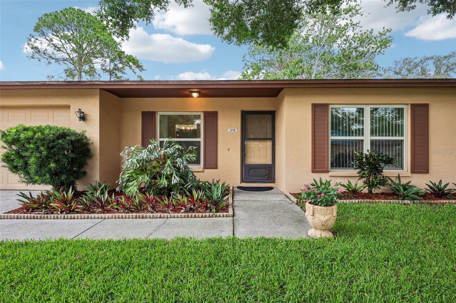 3718 Sand Pebble Dr Property Photo 2
