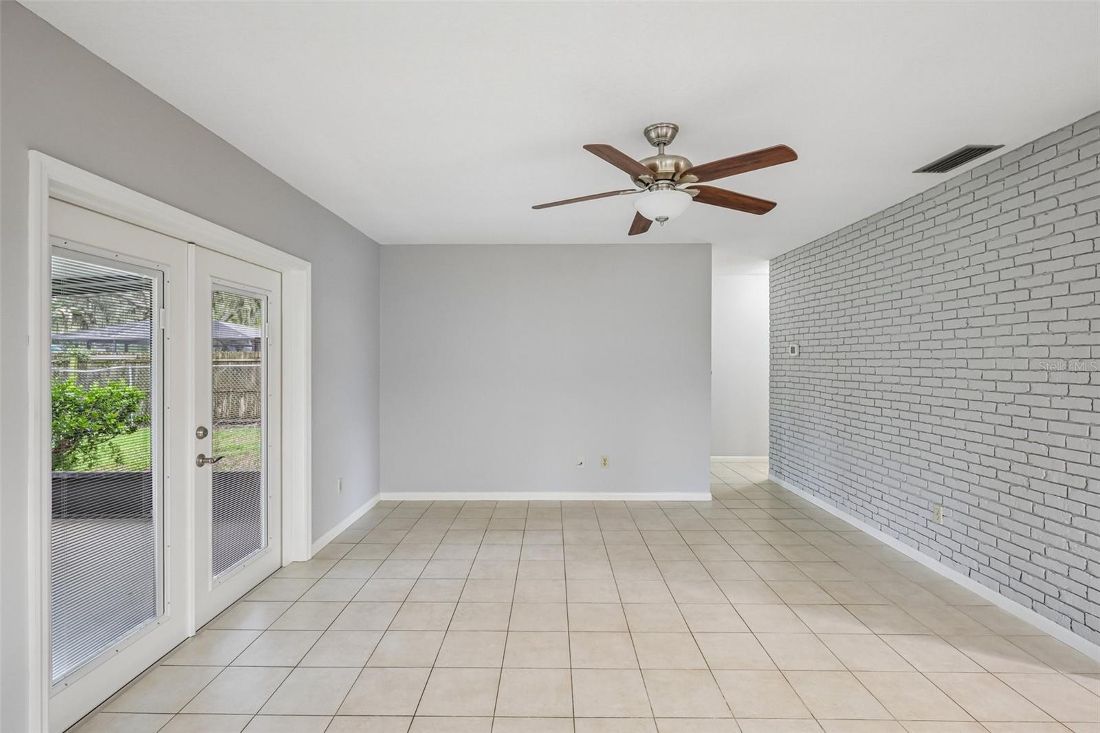 3718 Sand Pebble Dr Property Photo 4