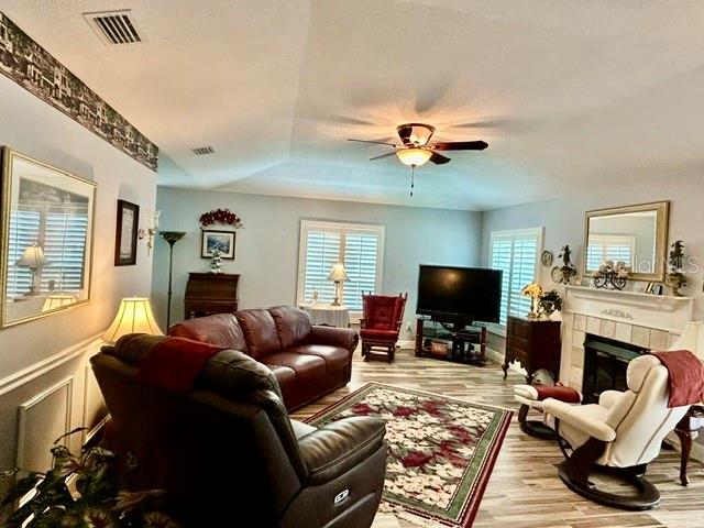 15116 Roundup Dr Property Photo 3