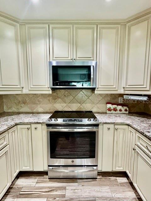 15116 Roundup Dr Property Photo 15