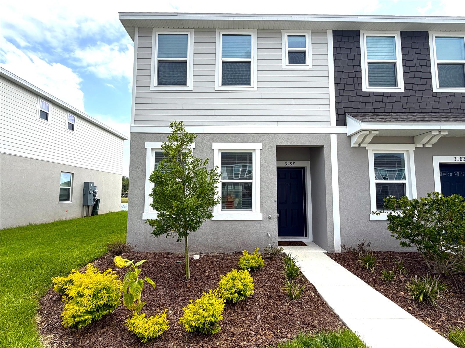3187 Skyline Loop Property Photo 1