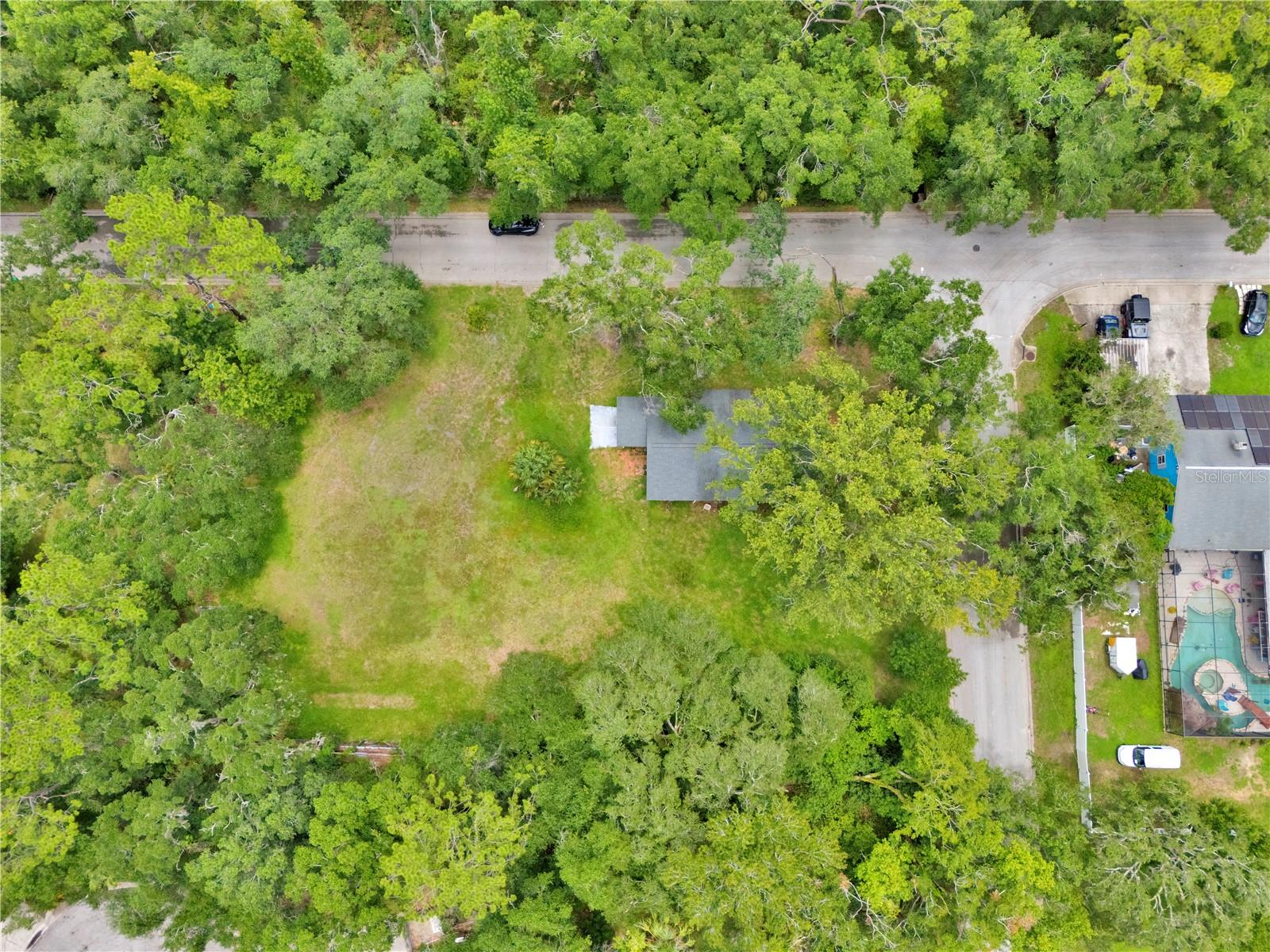 11916 Davis Rd Property Photo 16