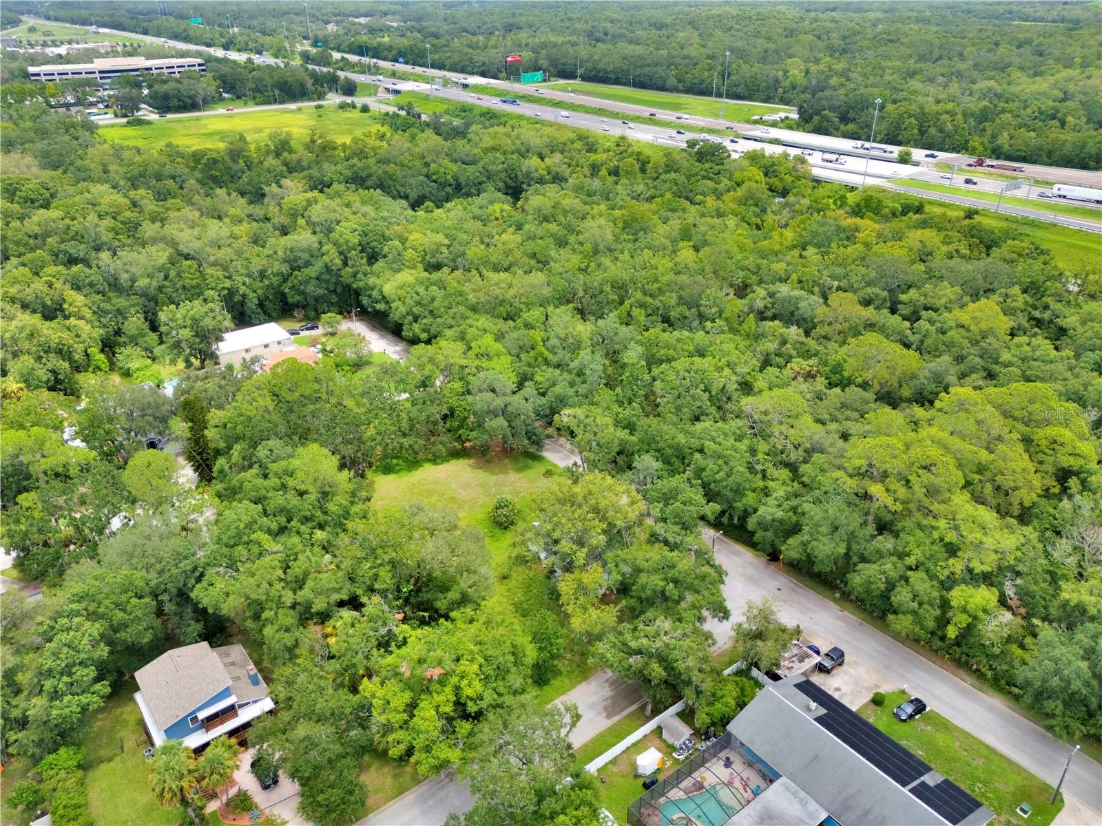 11916 Davis Rd Property Photo 18