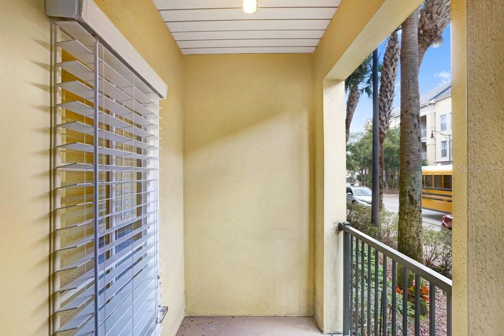 2440 W Horatio St #1012 Property Photo 24
