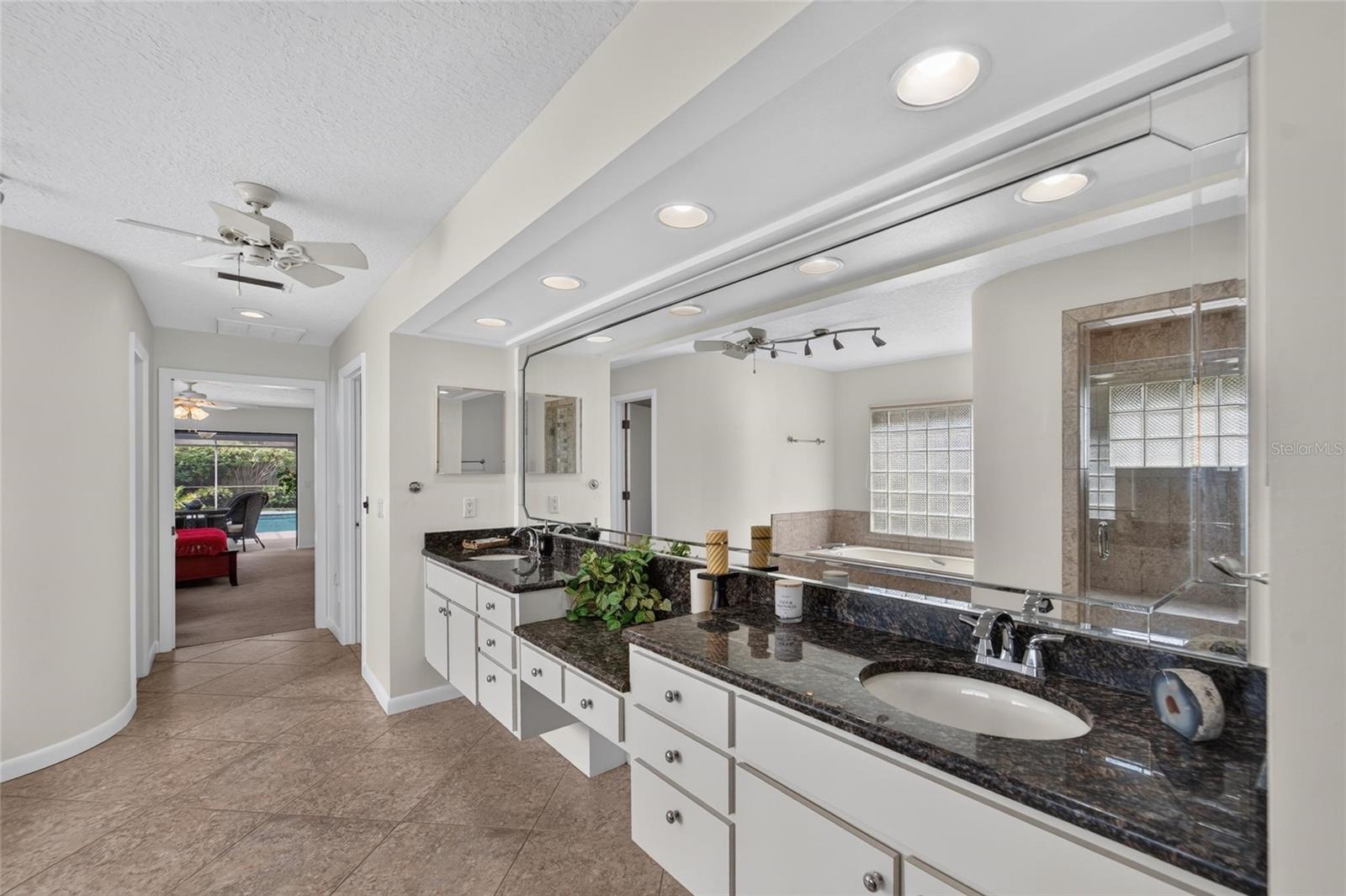 14015 Shady Shores Dr Property Photo 22