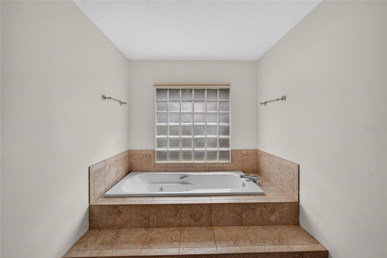14015 Shady Shores Dr Property Photo 23