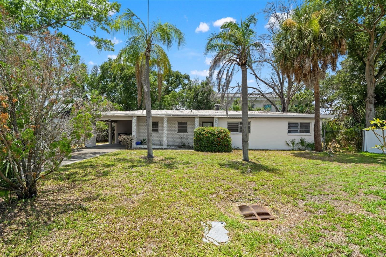 4635 W BAY VILLA AVE Property Photo 1