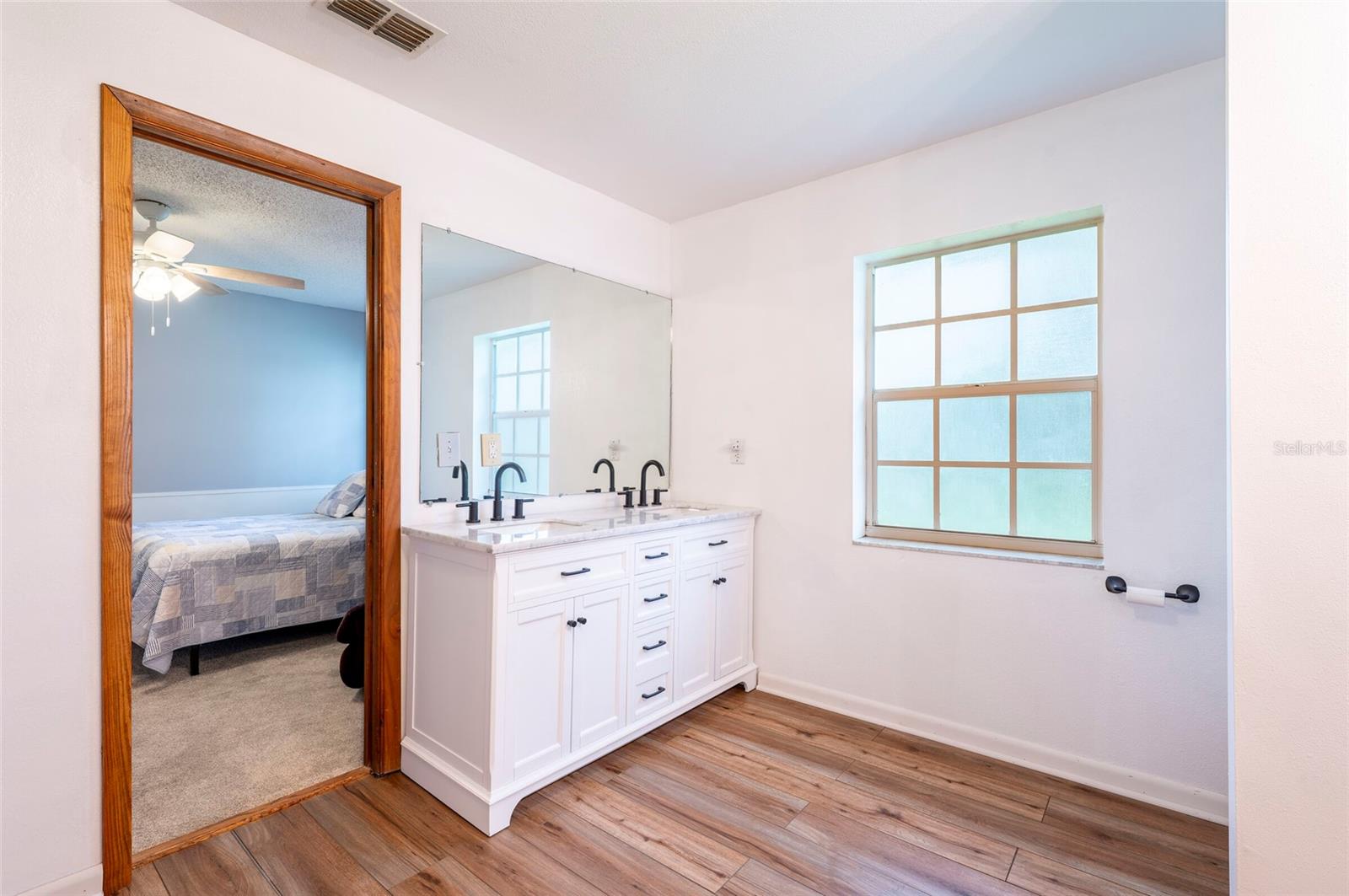12055 Murray Ave Property Photo 20