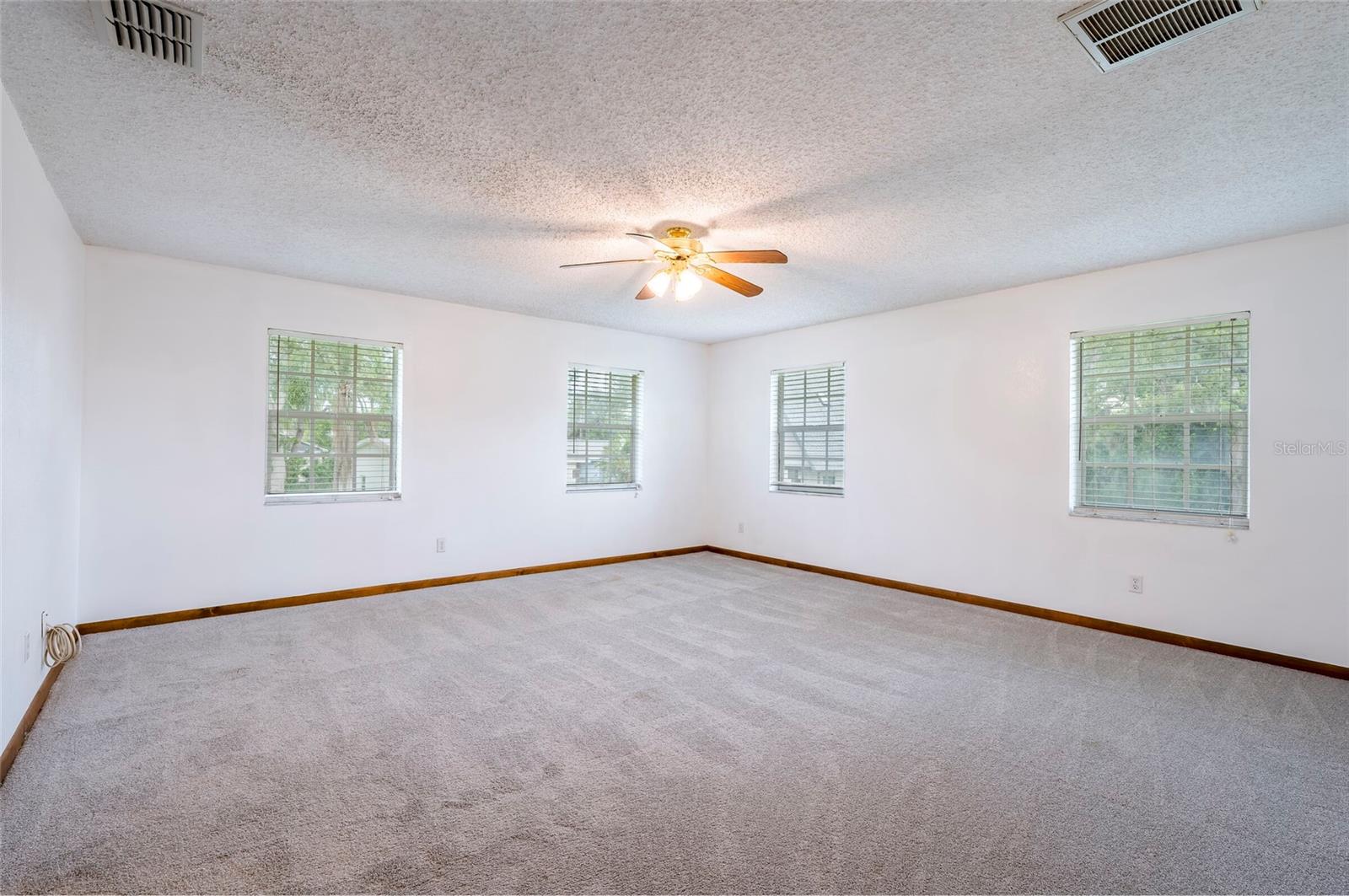 12055 Murray Ave Property Photo 24