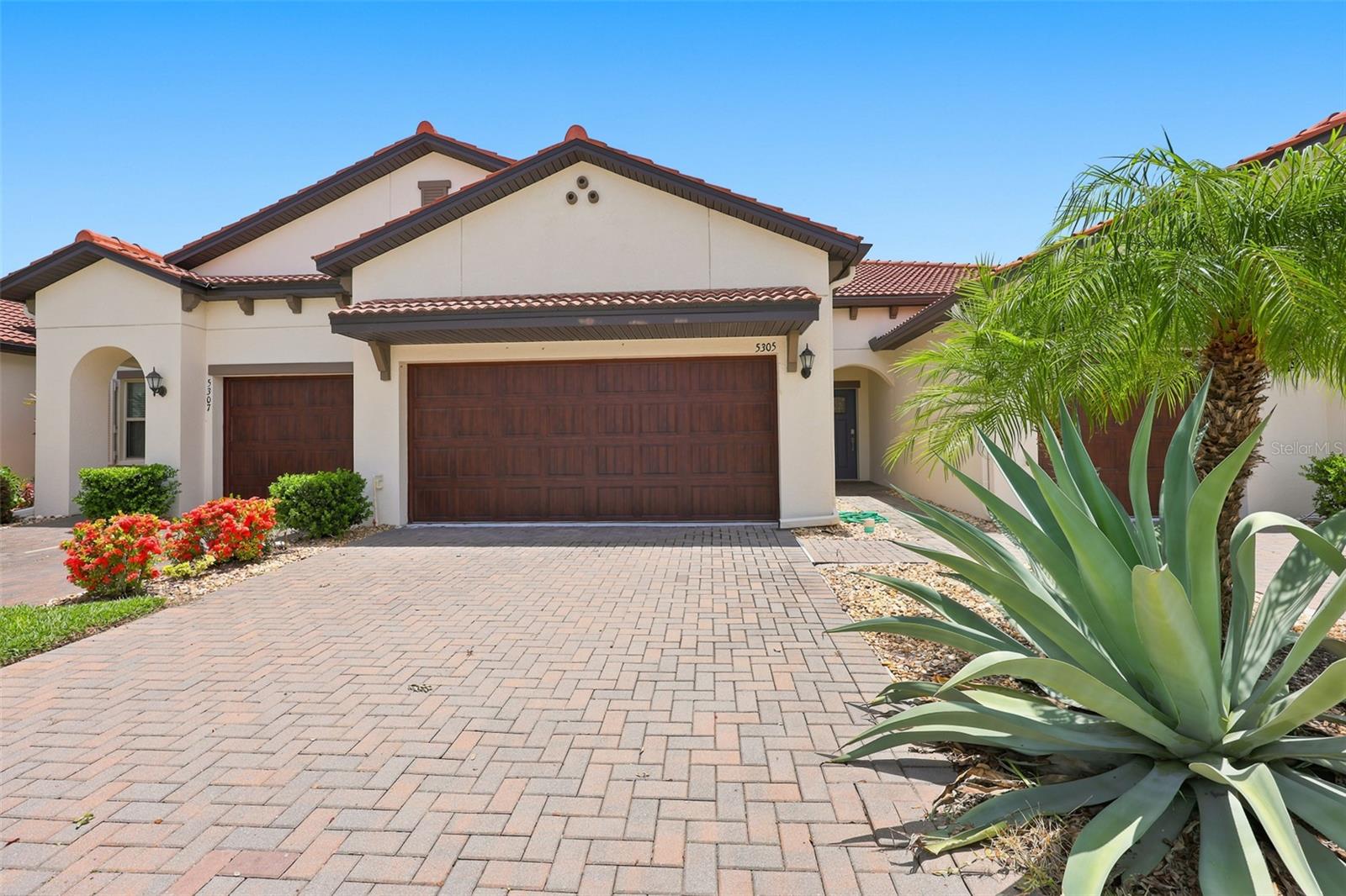 5305 Stoic Vale Dr Property Photo 1