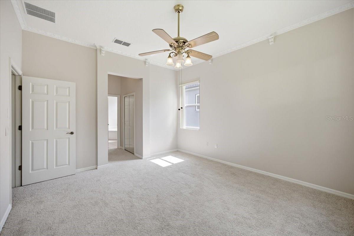 794 Wolf Creek St Property Photo 5