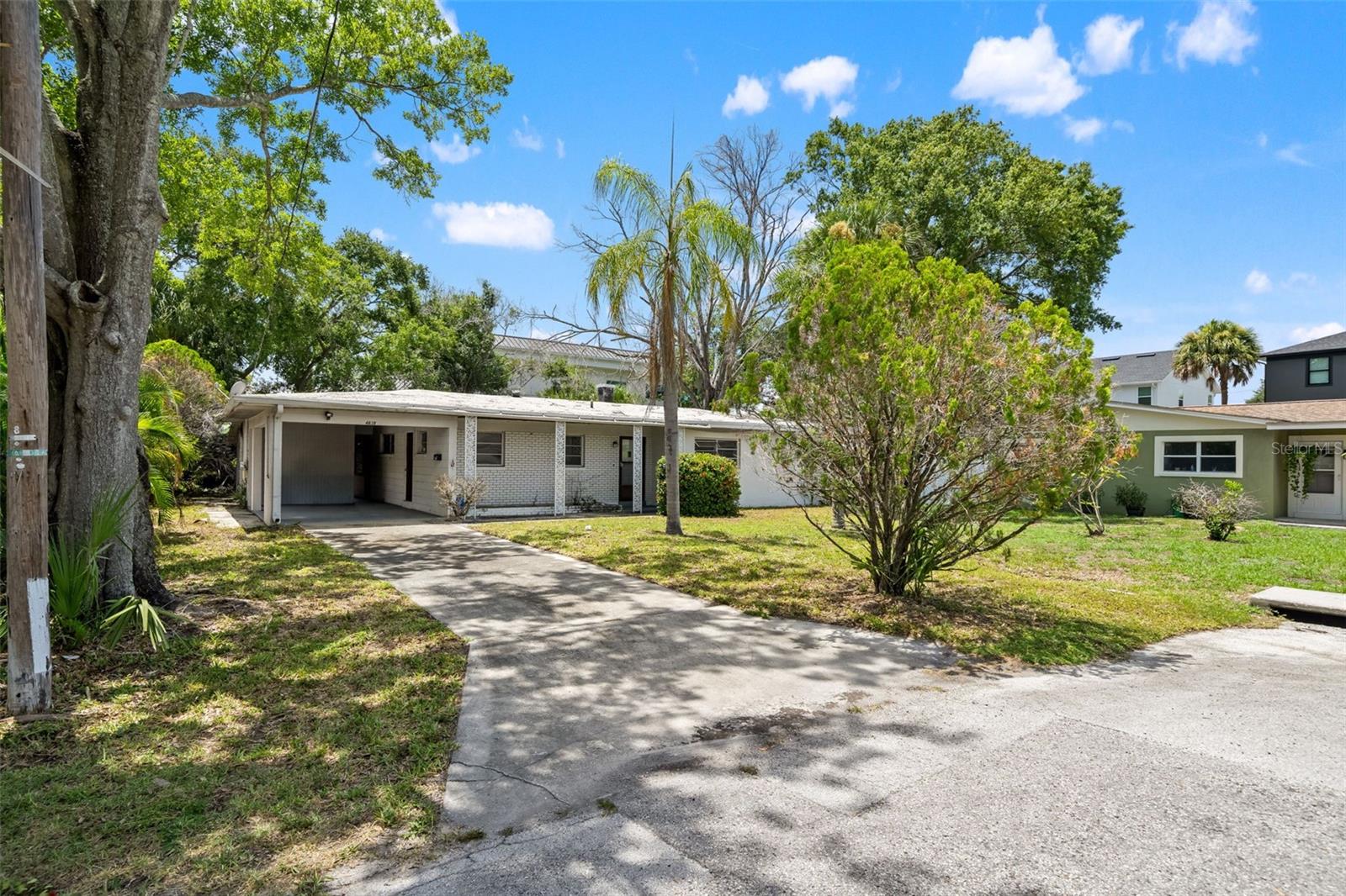 4635 W Bay Villa Ave Property Photo 6