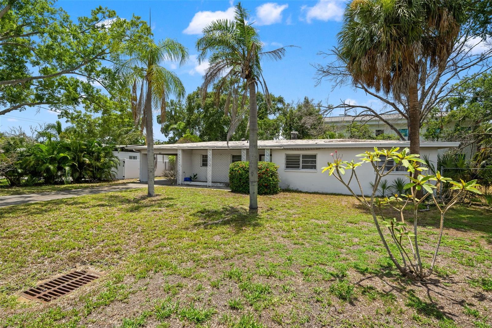 4635 W Bay Villa Ave Property Photo 7