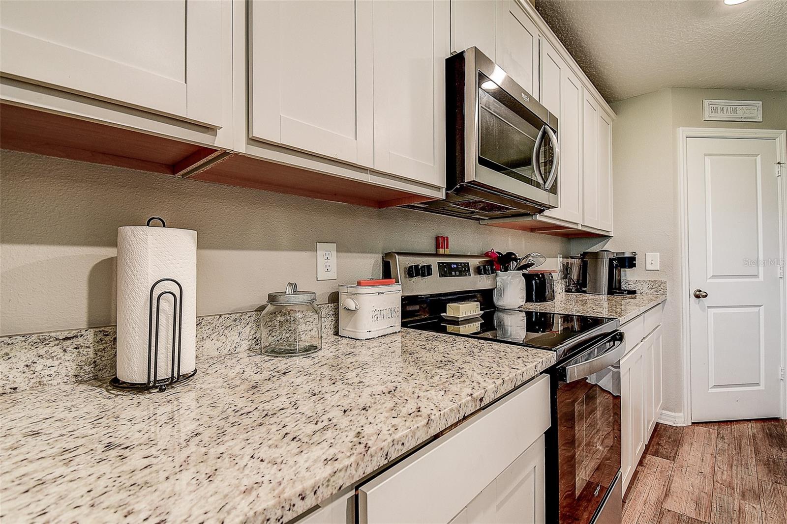 11014 Golden Warbler Property Photo 7