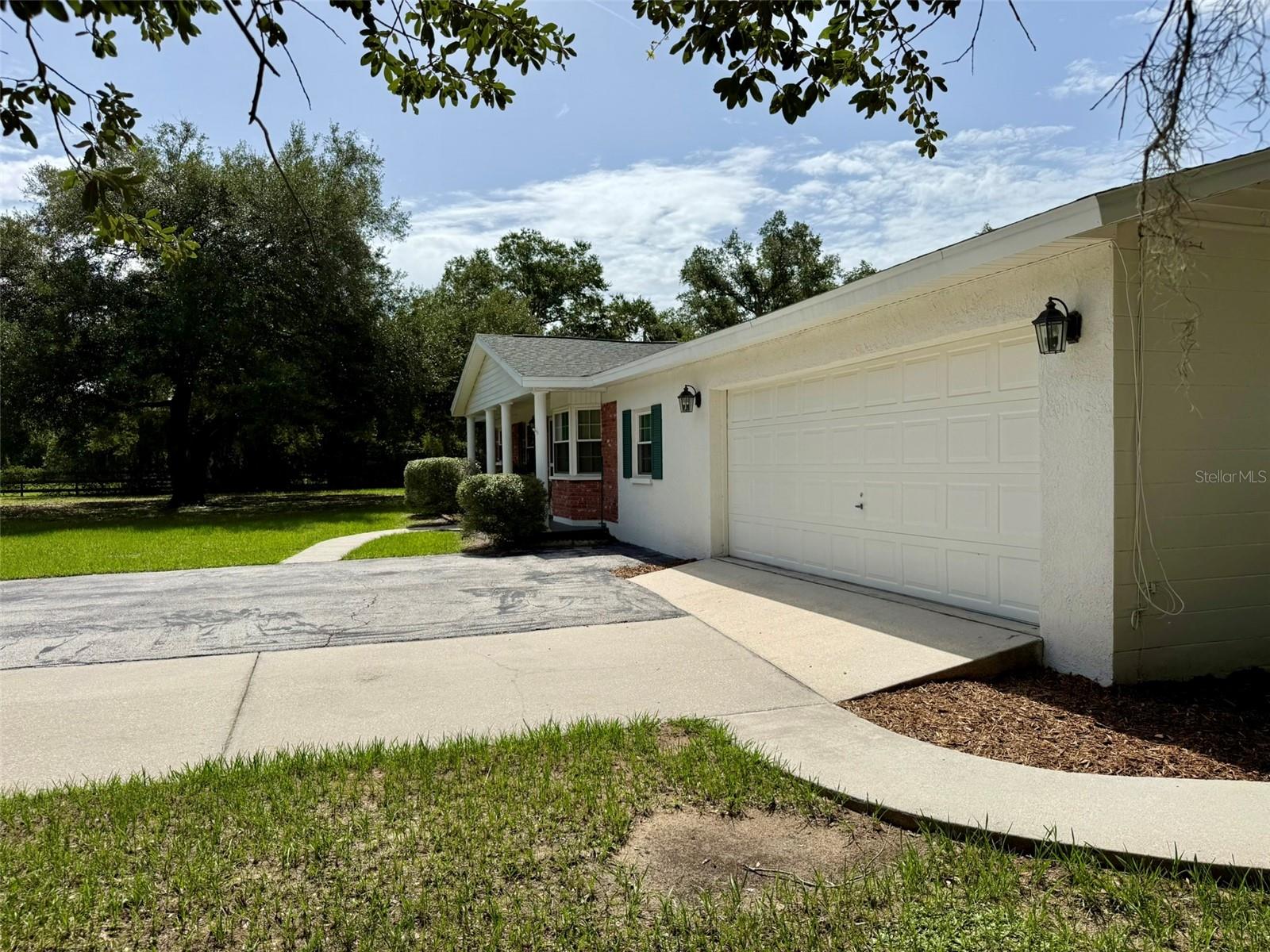 11215 Russell Dr Property Photo 2